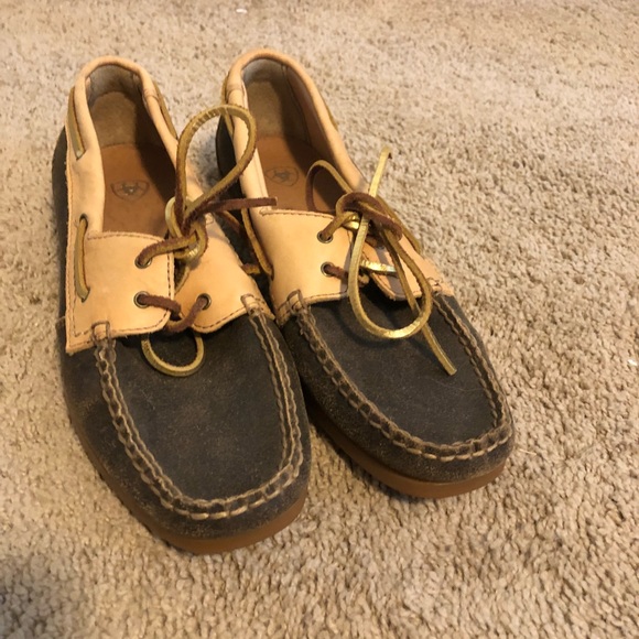 ariat sperrys